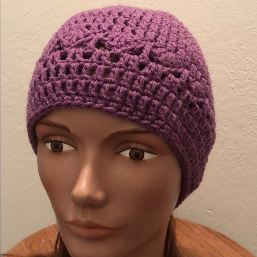 Lady’s winter beanie hat New hand crochet by me